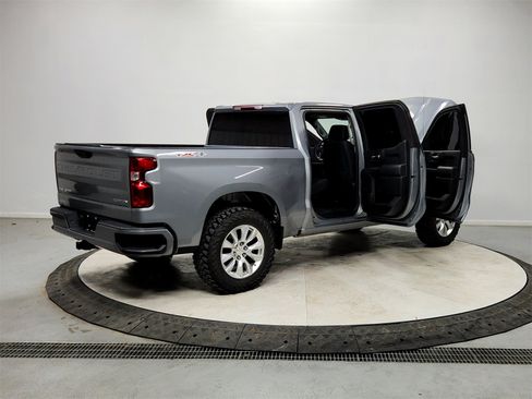 Used 2024 Chevrolet Silverado 1500 Custom image 15