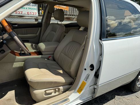 Used 2000 Lexus LS 400 w/ Platinum Series RWD image 19