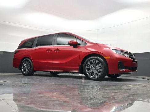 Used 2026 Honda Odyssey Touring image 30