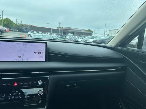 Used 2026 Genesis G80 2.5T AWD/4WD image 30