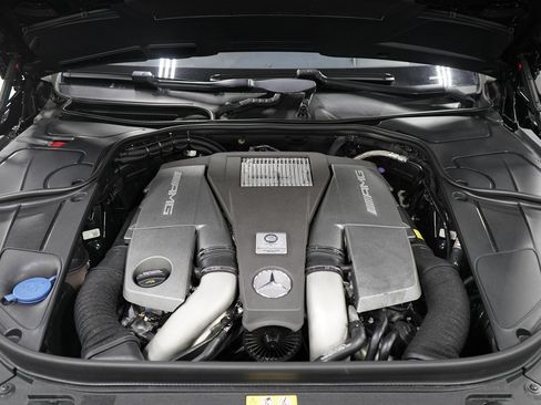 Used 2017 Mercedes-Benz S 63 AMG 4MATIC Cabriolet image 19