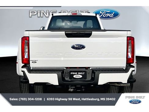 New 2026 Ford F350 XL w/ STX Appearance Package AWD/4WD image 4