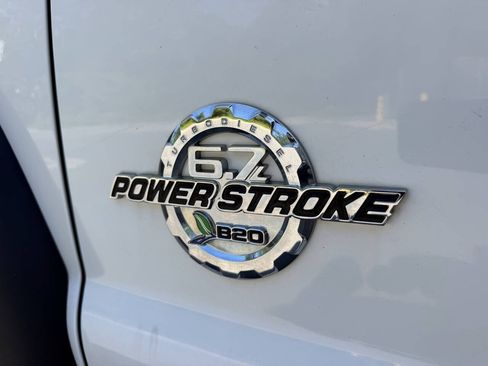 Used 2016 Ford F550 4x4 SuperCab Super Duty image 25