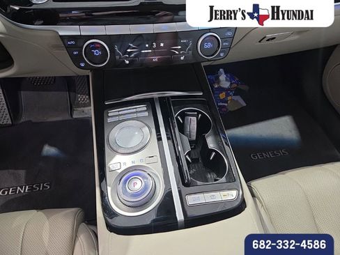Used 2021 Genesis G80 2.5T RWD image 11