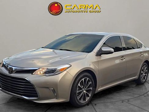 Used 2018 Toyota Avalon XLE Premium image 1