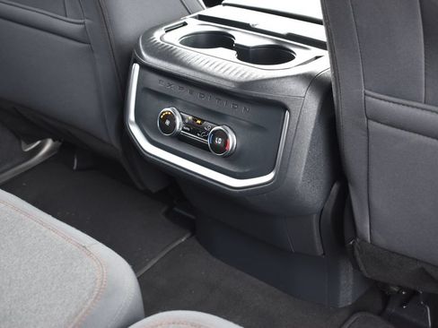 Certified 2025 Ford Expedition Max Active AWD/4WD image 28