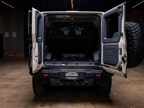 Used 2024 INEOS Grenadier Trialmaster Edition image 9