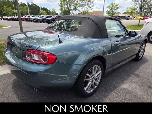 Used 2013 MAZDA MX-5 Miata Sport RWD image 3