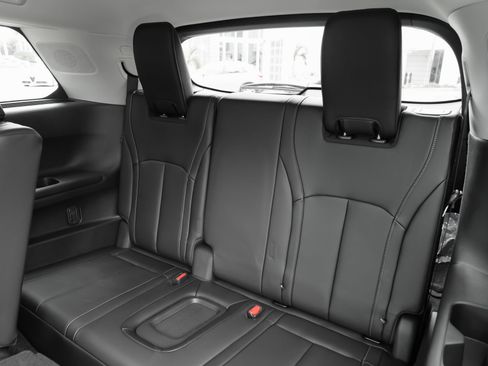 Certified 2026 INFINITI QX60 Luxe w/ Family Package FWD image 43