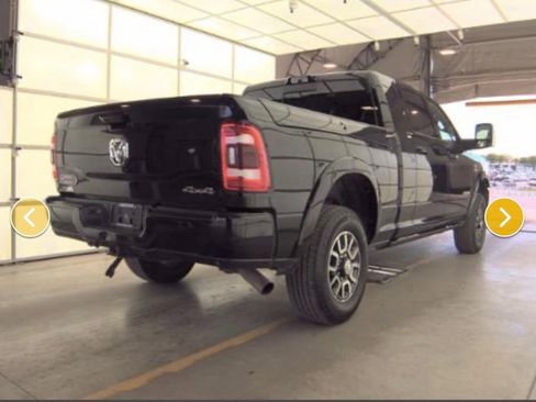 Used 2023 RAM 2500 Limited image 3