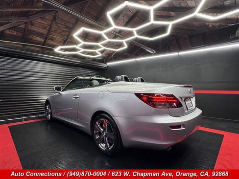 Used 2013 Lexus IS 250C RWD image 4