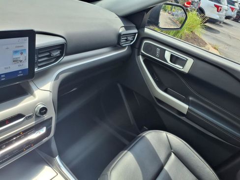 Certified 2023 Ford Explorer XLT w/ Equipment Group 202A image 21