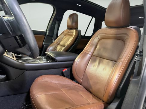 Used 2021 Lincoln Aviator Reserve w/ Equipment Group 201A RWD image 14