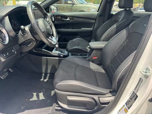 Certified 2023 Kia Forte GT-Line w/ GT-Line Premium Package FWD image 17