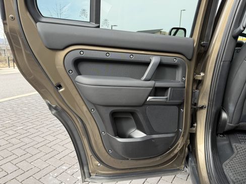 Certified 2025 Land Rover Defender 110 S AWD/4WD image 13