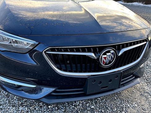 Used 2019 Buick Regal Essence w/ Sights and Sounds Package image 26