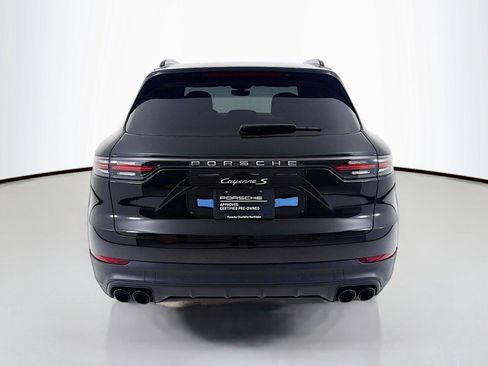 Certified 2023 Porsche Cayenne S AWD/4WD image 27