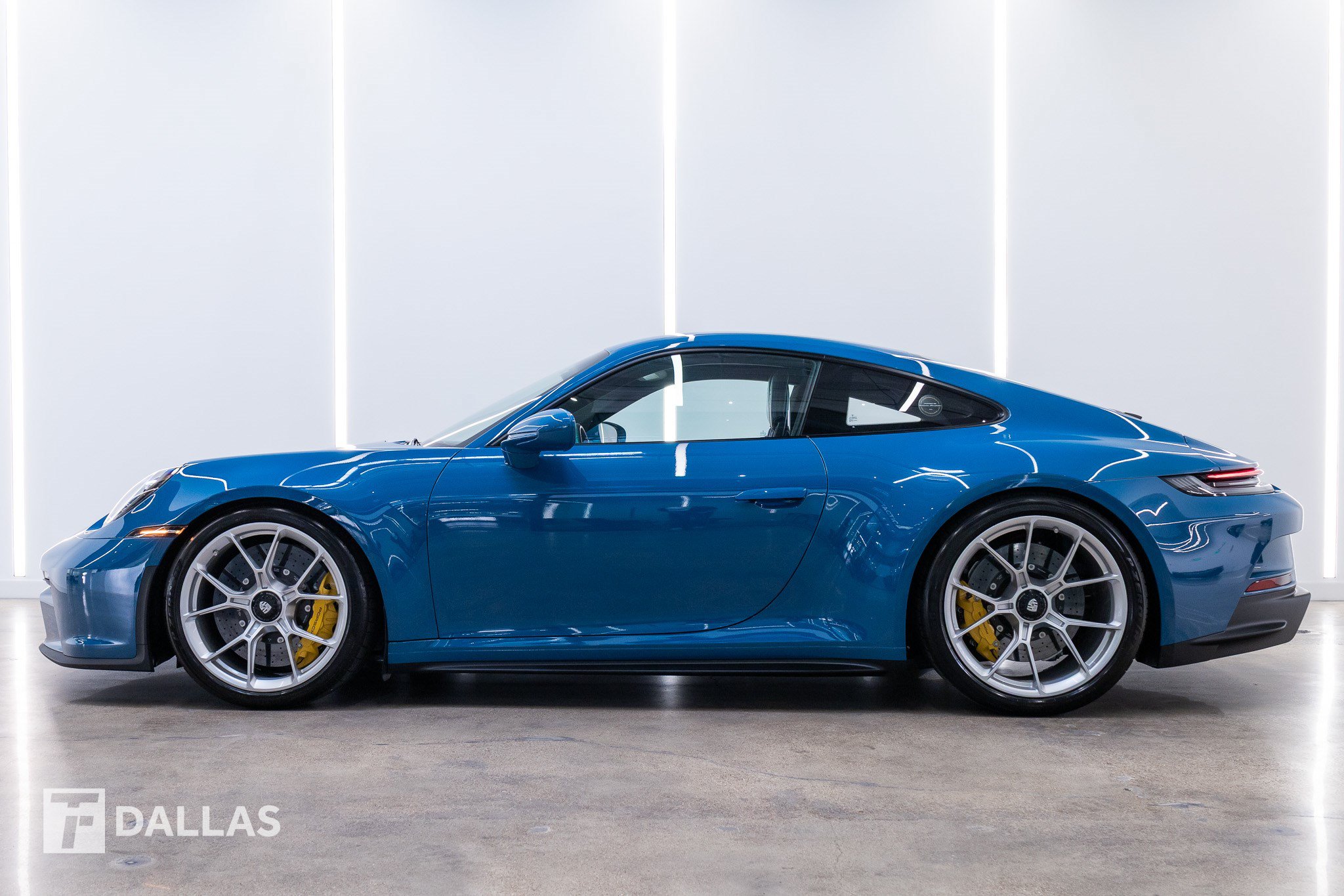 Used 2022 Porsche 911 GT3 RWD image 1