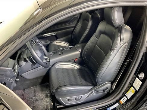 Used 2024 Ford Mustang GT Premium image 34