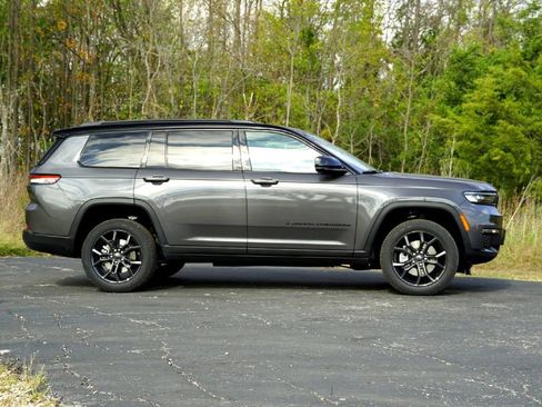 New 2025 Jeep Grand Cherokee L Limited image 5