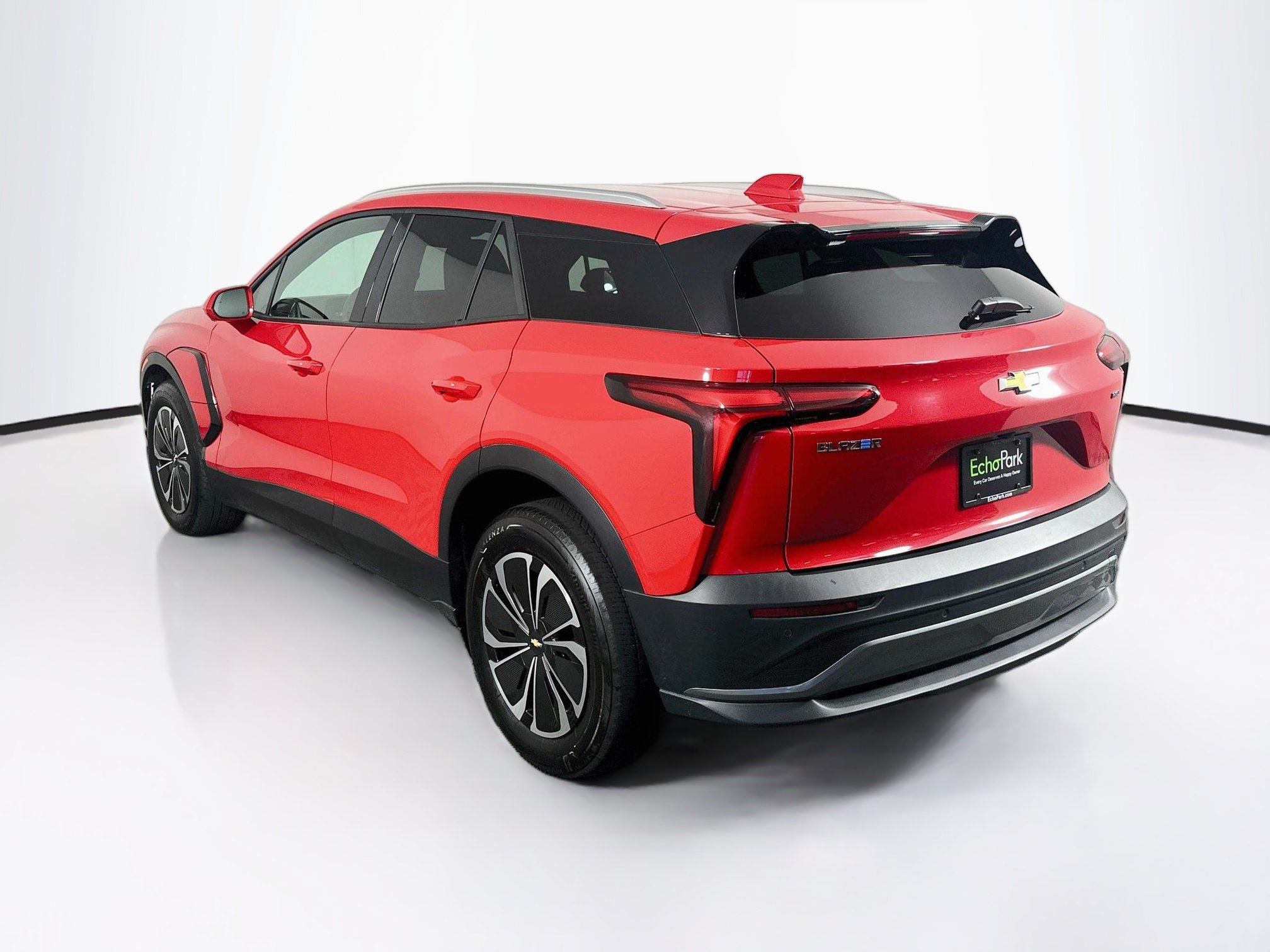 Used 2024 Chevrolet Blazer EV LT AWD/4WD image 5