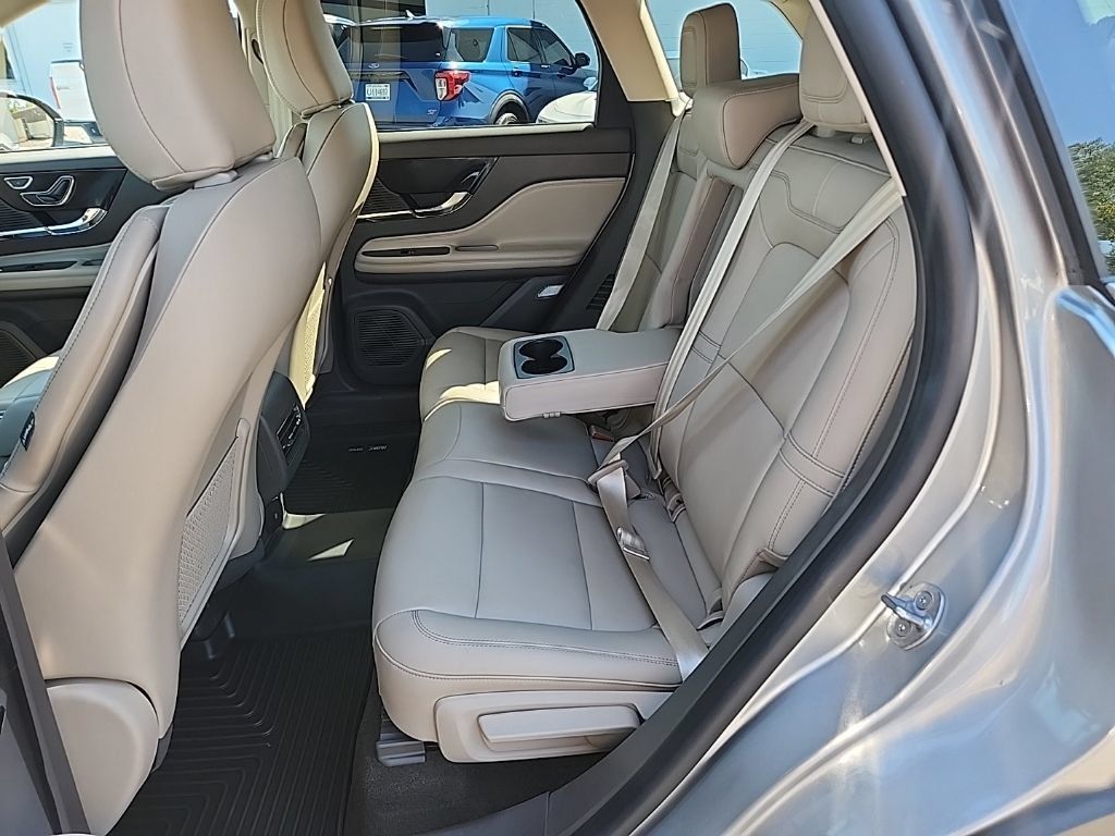 Used 2022 Lincoln Corsair FWD image 32