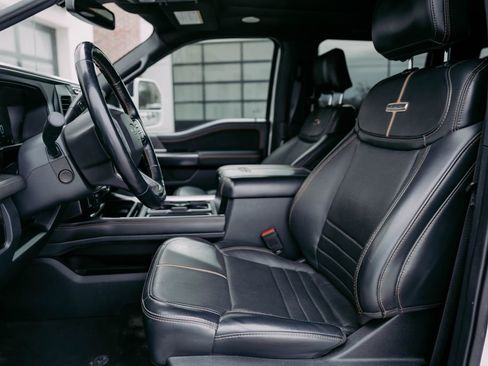 Used 2024 Ford F350 Platinum image 23