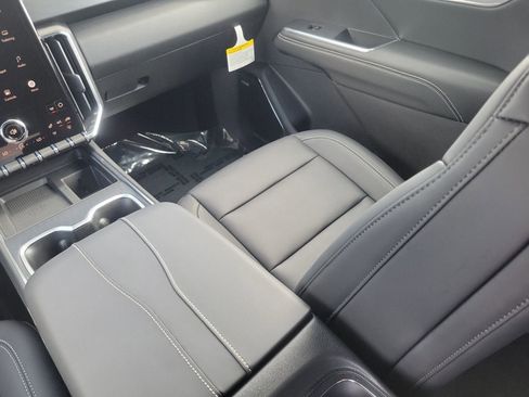 New 2026 GMC Acadia Elevation FWD image 13