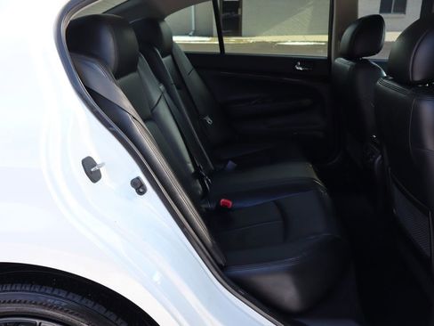 Used 2011 INFINITI G37 x Sedan w/ Premium Pkg image 21