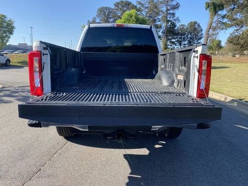 Used 2025 Ford F250 XLT image 5