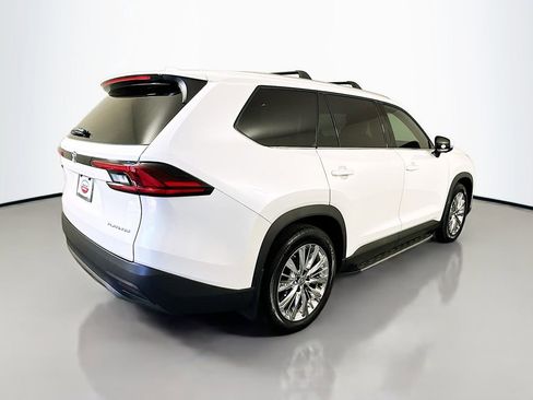 Used 2026 Toyota Grand Highlander AWD image 5