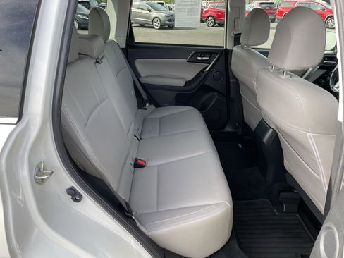Used 2018 Subaru Forester 2.5i Limited image 39