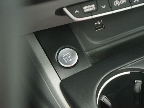 Used 2018 Audi A4 2.0T Premium Plus image 27