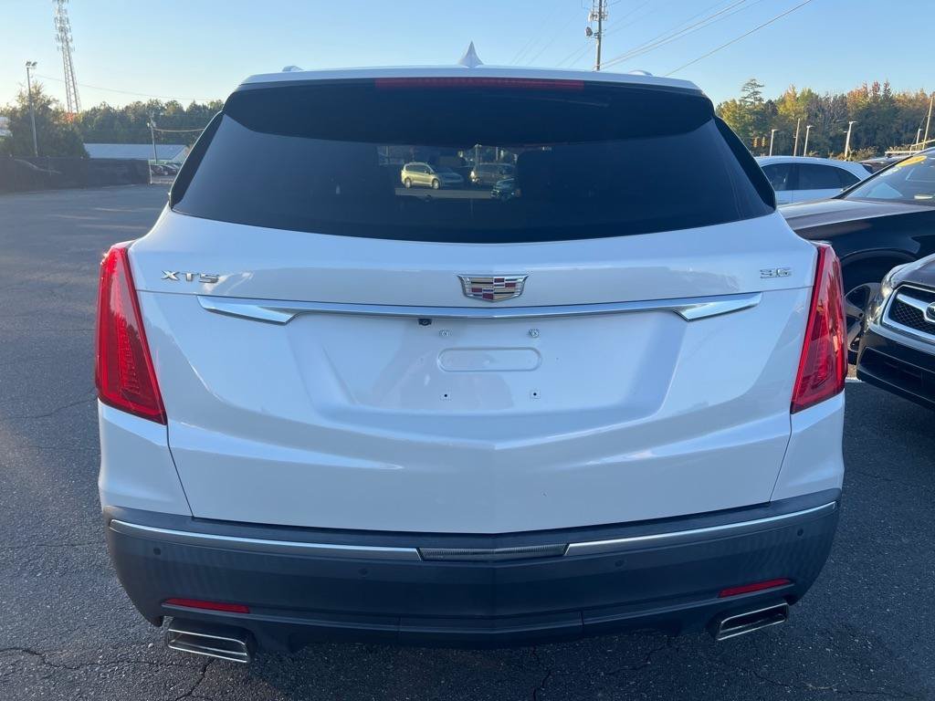 Used 2018 Cadillac XT5 Premium Luxury FWD image 6