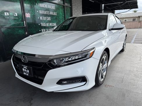 Used 2018 Honda Accord EX image 3