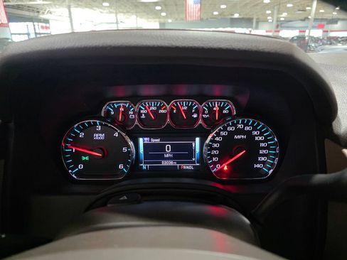 Used 2018 GMC Yukon SLT w/ Premium Edition AWD/4WD image 31