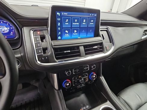 Used 2023 Chevrolet Tahoe Z71 w/ Luxury Package AWD/4WD image 14