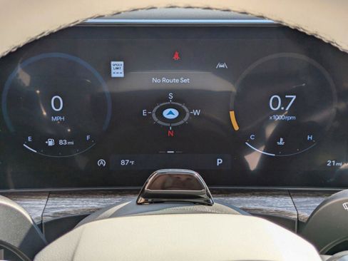 Used 2025 Hyundai Santa Fe Calligraphy image 24