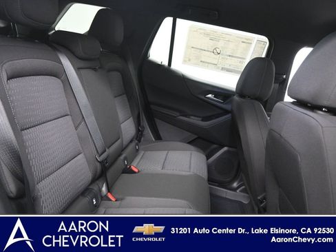 New 2026 Chevrolet Equinox LT w/ Safety and Technology Package image 17