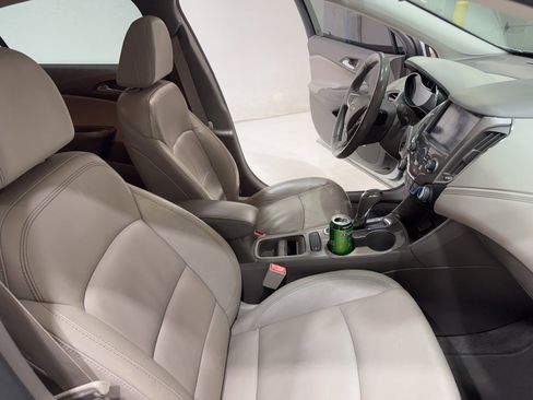 Used 2016 Chevrolet Cruze Premier image 22
