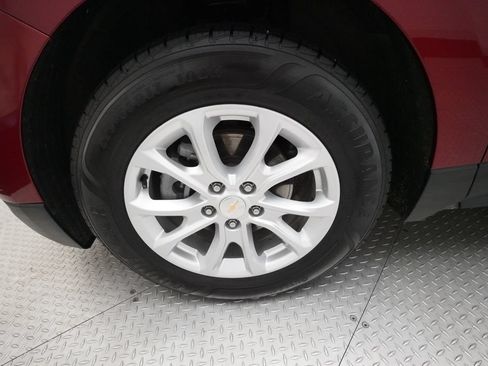 Used 2020 Chevrolet Equinox LT w/ Driver Convenience Package FWD image 26