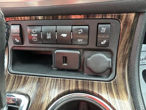 Used 2016 GMC Acadia Denali AWD/4WD image 27