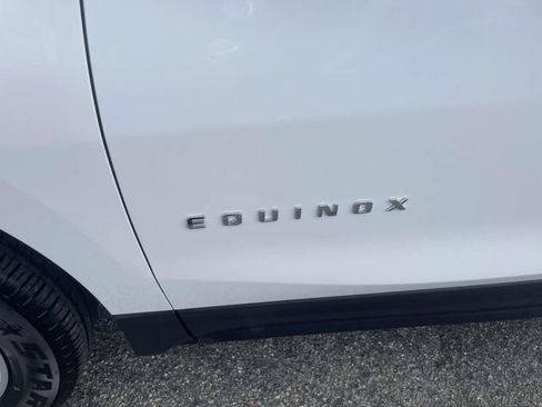 Used 2024 Chevrolet Equinox LT image 16