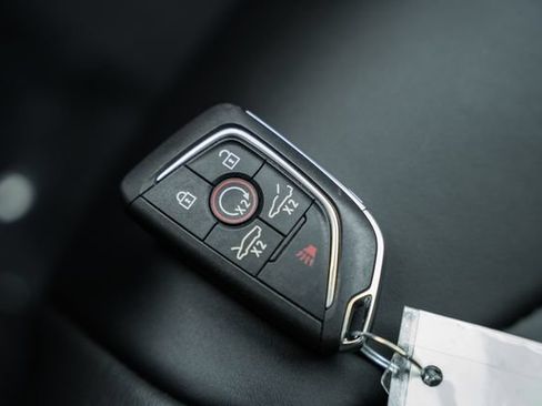 Used 2023 Chevrolet Corvette Stingray Preferred Cpe RWD image 42