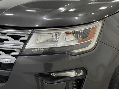 Used 2019 Ford Explorer XLT w/ Equipment Group 202A AWD/4WD image 34