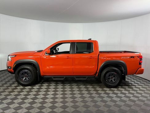 Used 2025 Nissan Frontier PRO-4X w/ Interior Protection Package AWD/4WD image 9