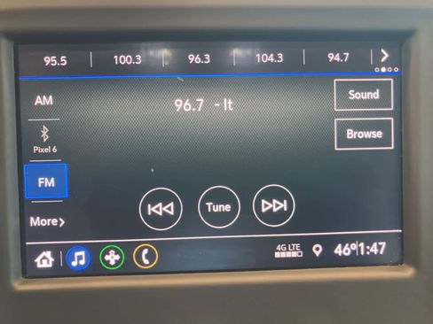 Used 2020 Chevrolet Equinox LS image 19