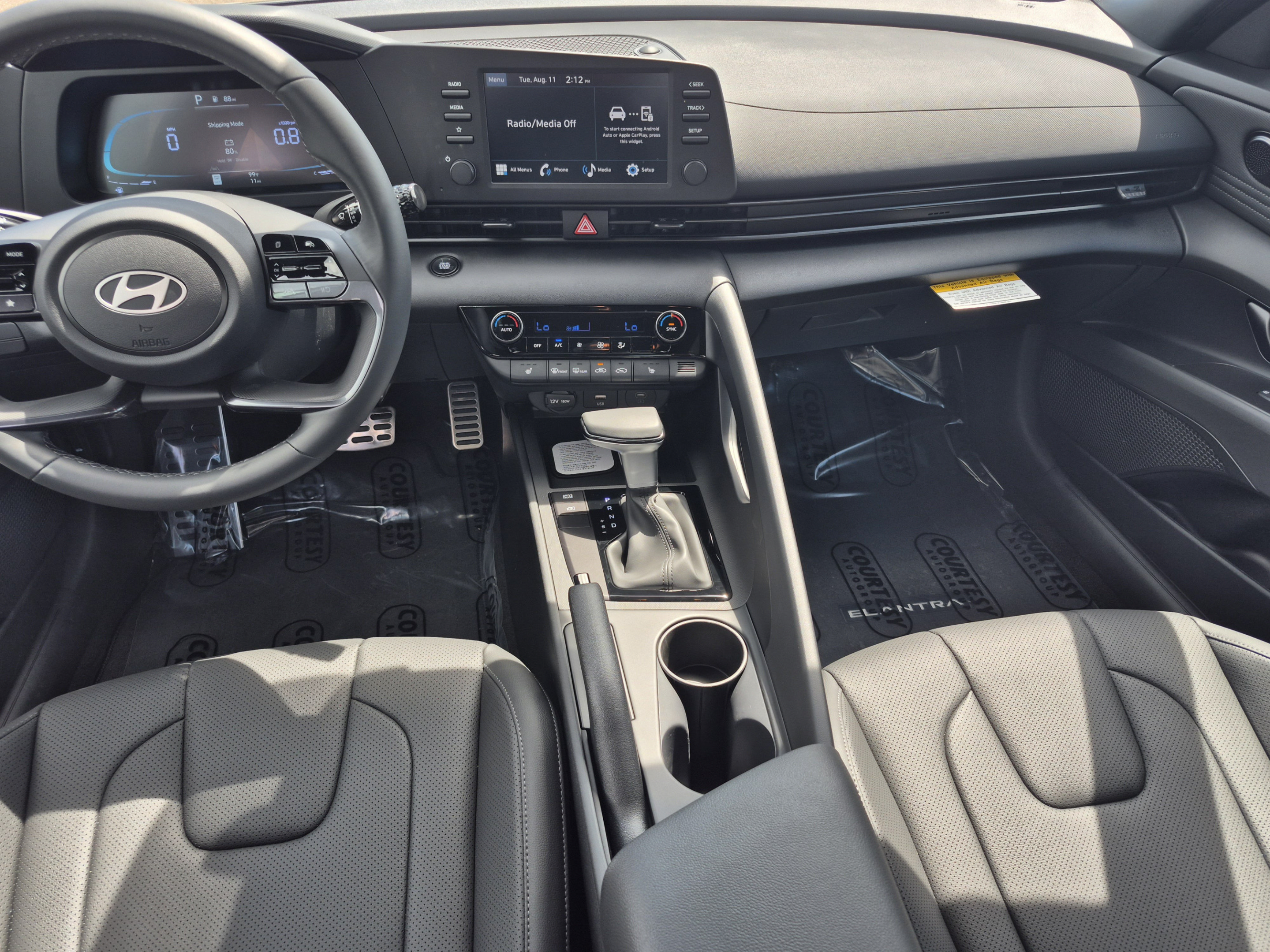 New 2026 Hyundai Elantra SEL Sport FWD image 13