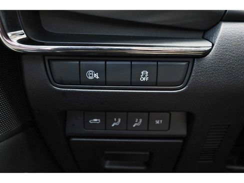 Used 2025 MAZDA MAZDA3 s image 19