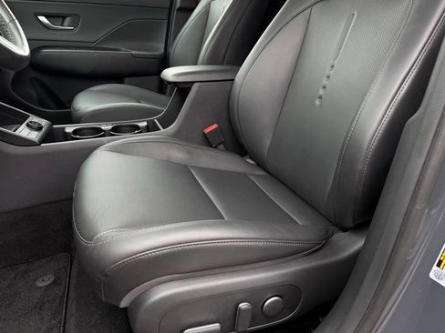 Certified 2024 Hyundai Kona Limited image 11